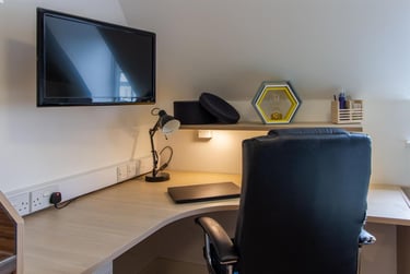 1 bed studio, Lower North Street, City Centre, Exeter, EX43EU - Image 4